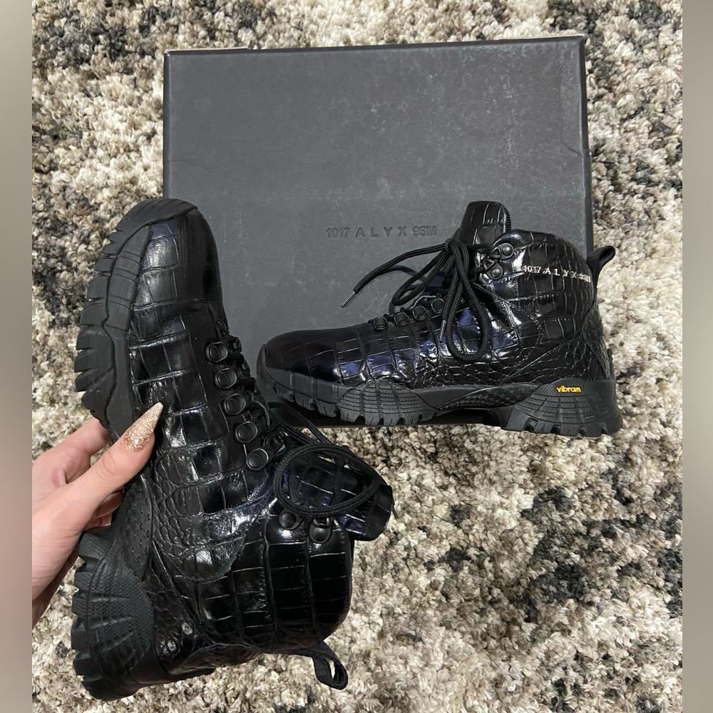 1017 ALYX 9SM Vibram Crocodile Skin Hiking Boots